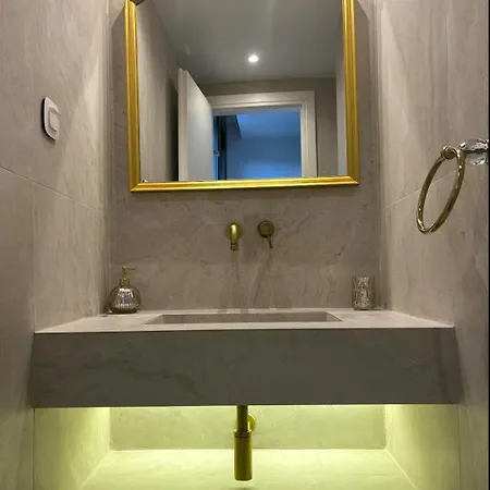 דירה Nicole's Boutique In *