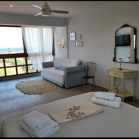 Nicole's Boutique In