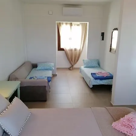 Nicole's Boutique In * Nikiti (Sithonia)