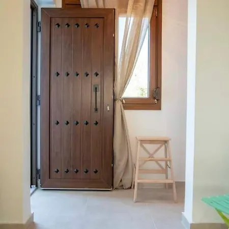 Nicole's Boutique In * Nikiti (Sithonia)