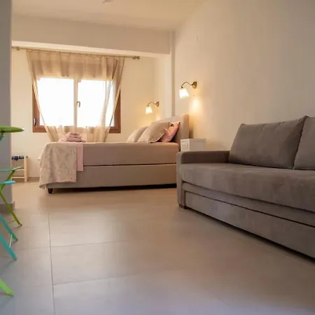 Nicole's Boutique In Apartment Nikiti (Sithonia)