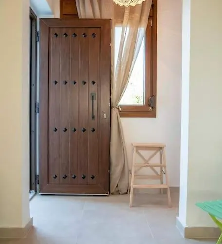 Nicole's Boutique In * Nikiti (Sithonia)